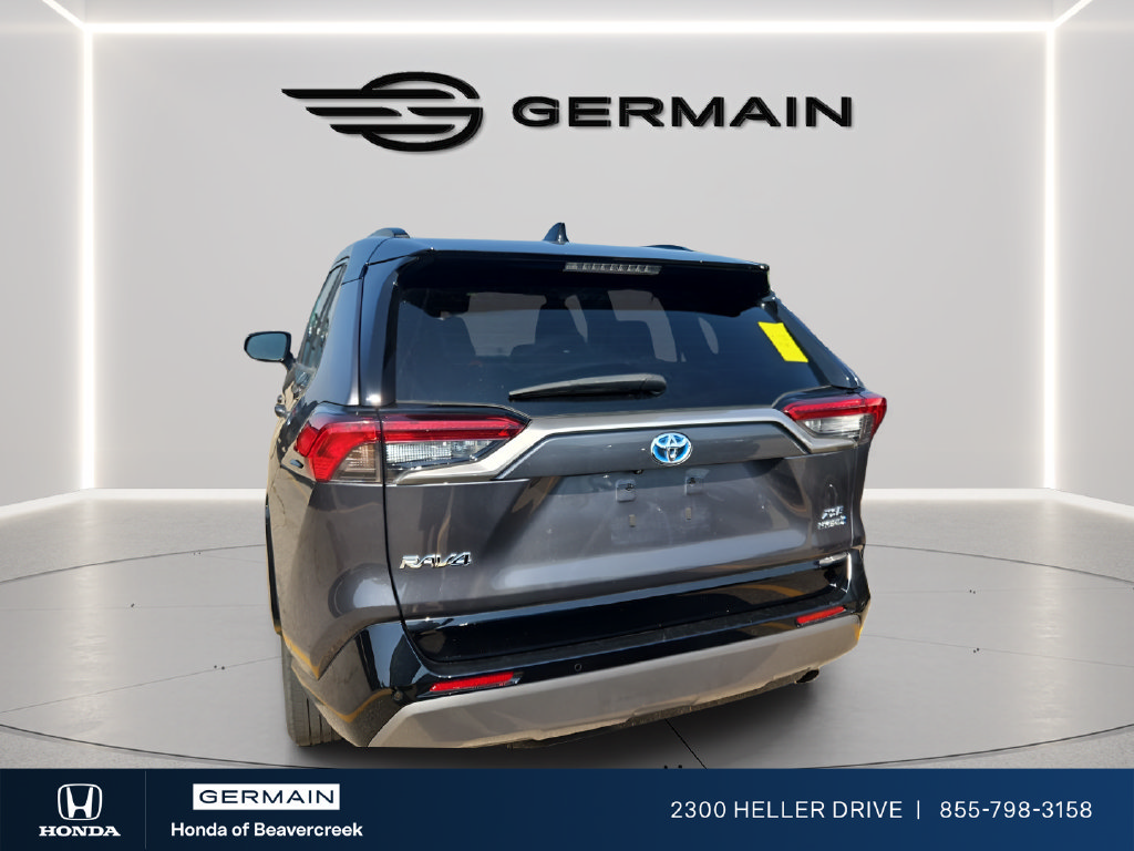 Used 2023 Toyota RAV4 XSE AWD/4WD image 5