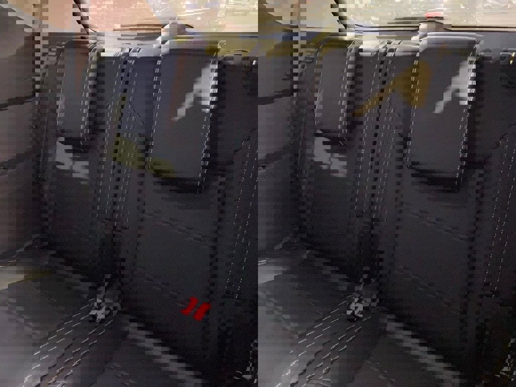 Used 2022 Volkswagen Atlas SE image 12