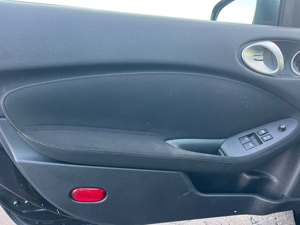 Used 2012 Nissan 370Z Roadster image 13