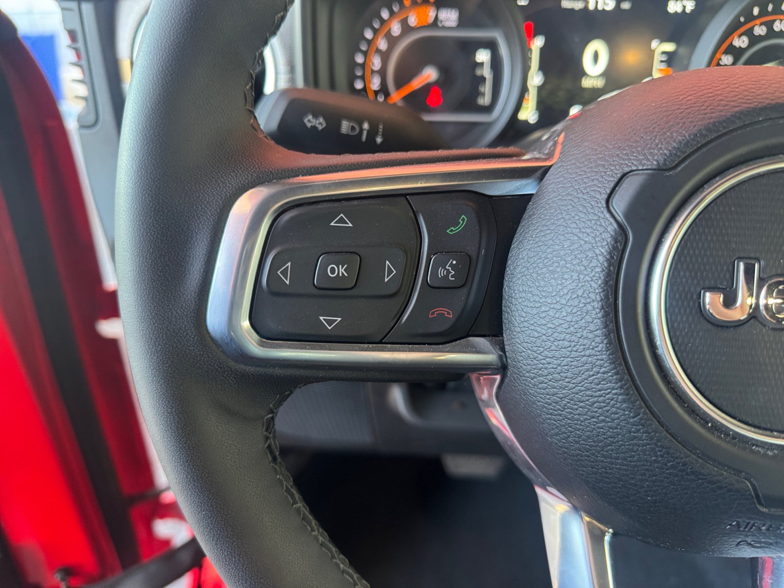 Used 2026 Jeep Wrangler Unlimited Sahara AWD/4WD image 14