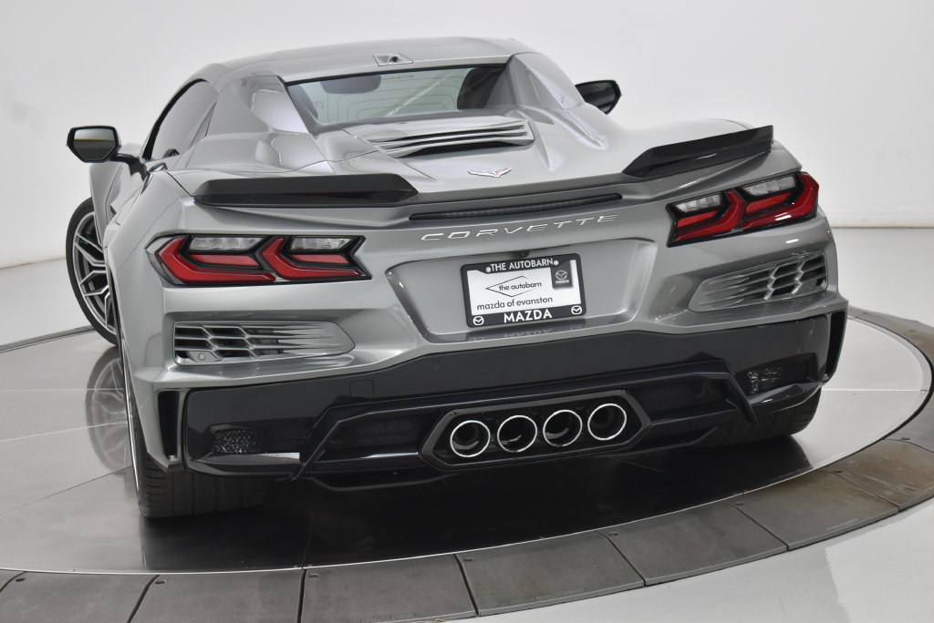 Used 2024 Chevrolet Corvette Z06 RWD image 14