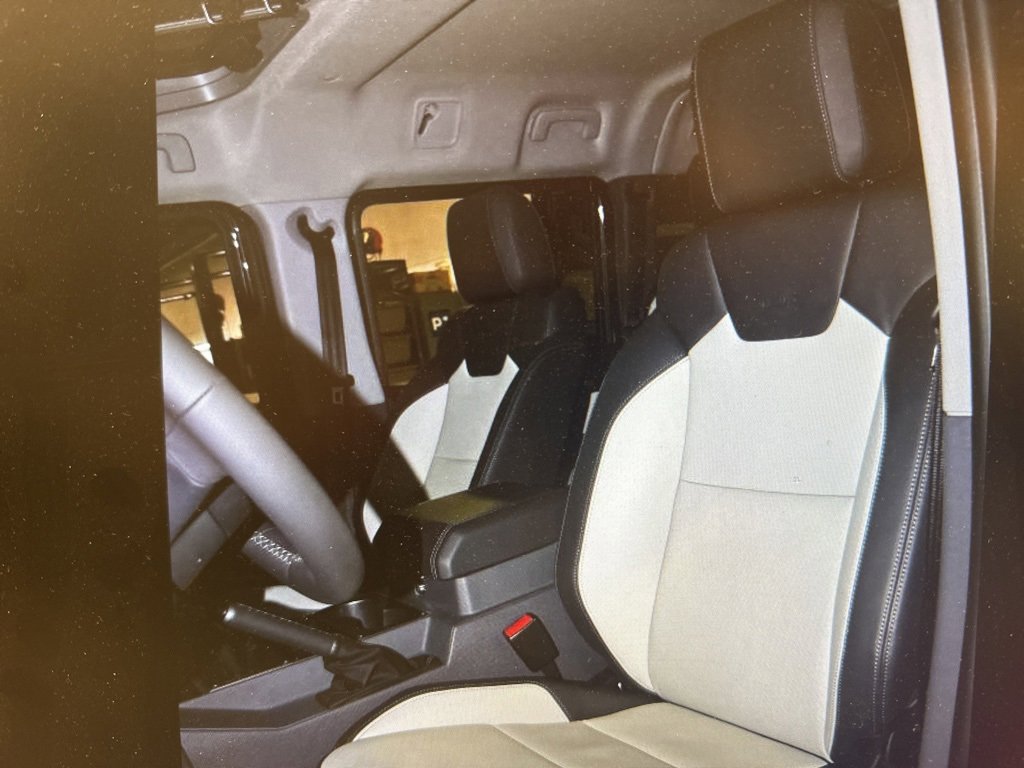 Used 2024 INEOS Grenadier Fieldmaster Edition image 15