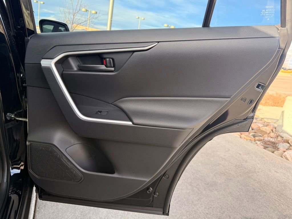 Used 2025 Toyota RAV4 LE image 27
