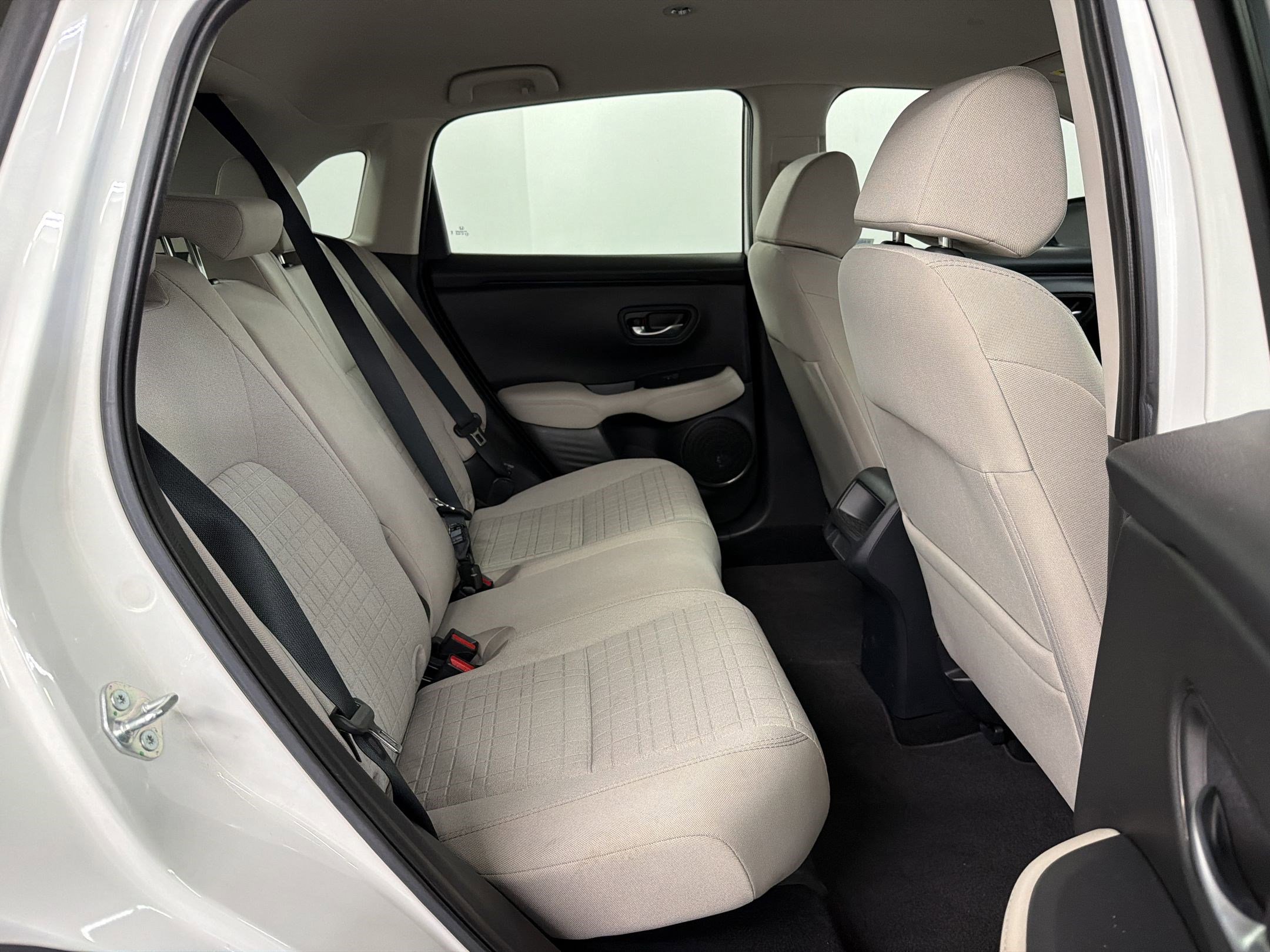 Certified 2024 Honda HR-V LX image 28
