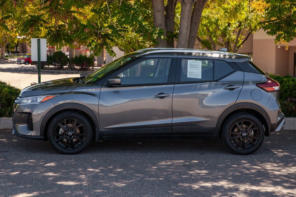 Used 2023 Nissan Kicks SV image 8