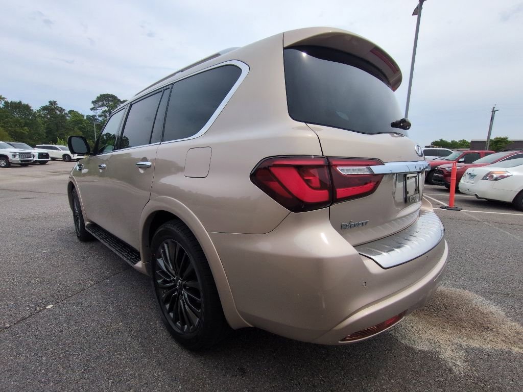 Used 2023 INFINITI QX80 Sensory w/ All-Season Package RWD image 6
