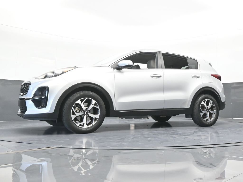 Used 2022 Kia Sportage LX image 20