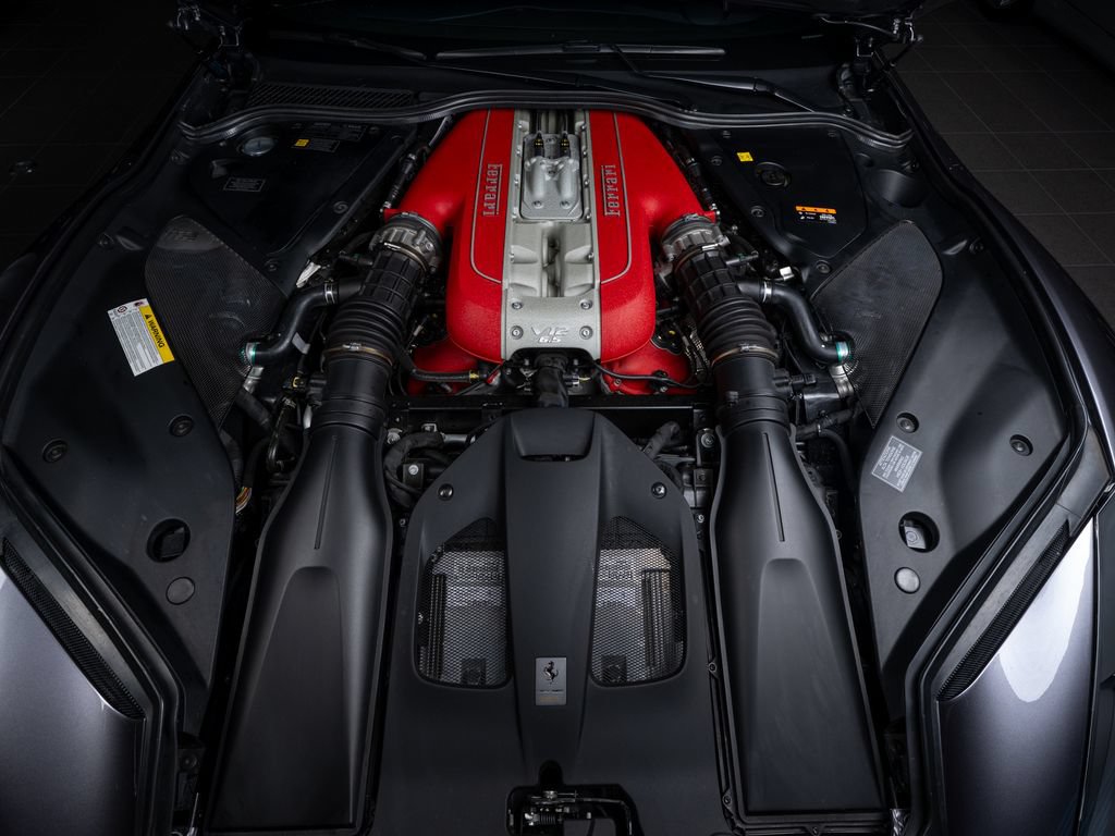 Certified 2021 Ferrari 812 GTS RWD image 40