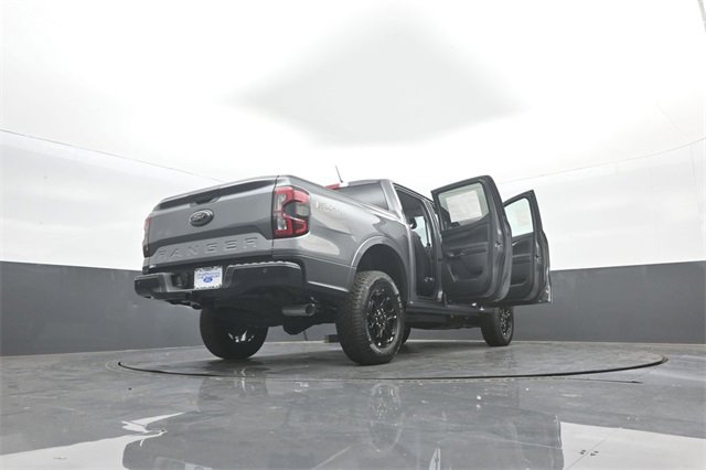 New 2025 Ford Ranger Lariat w/ FX4 Off-Road Package image 43