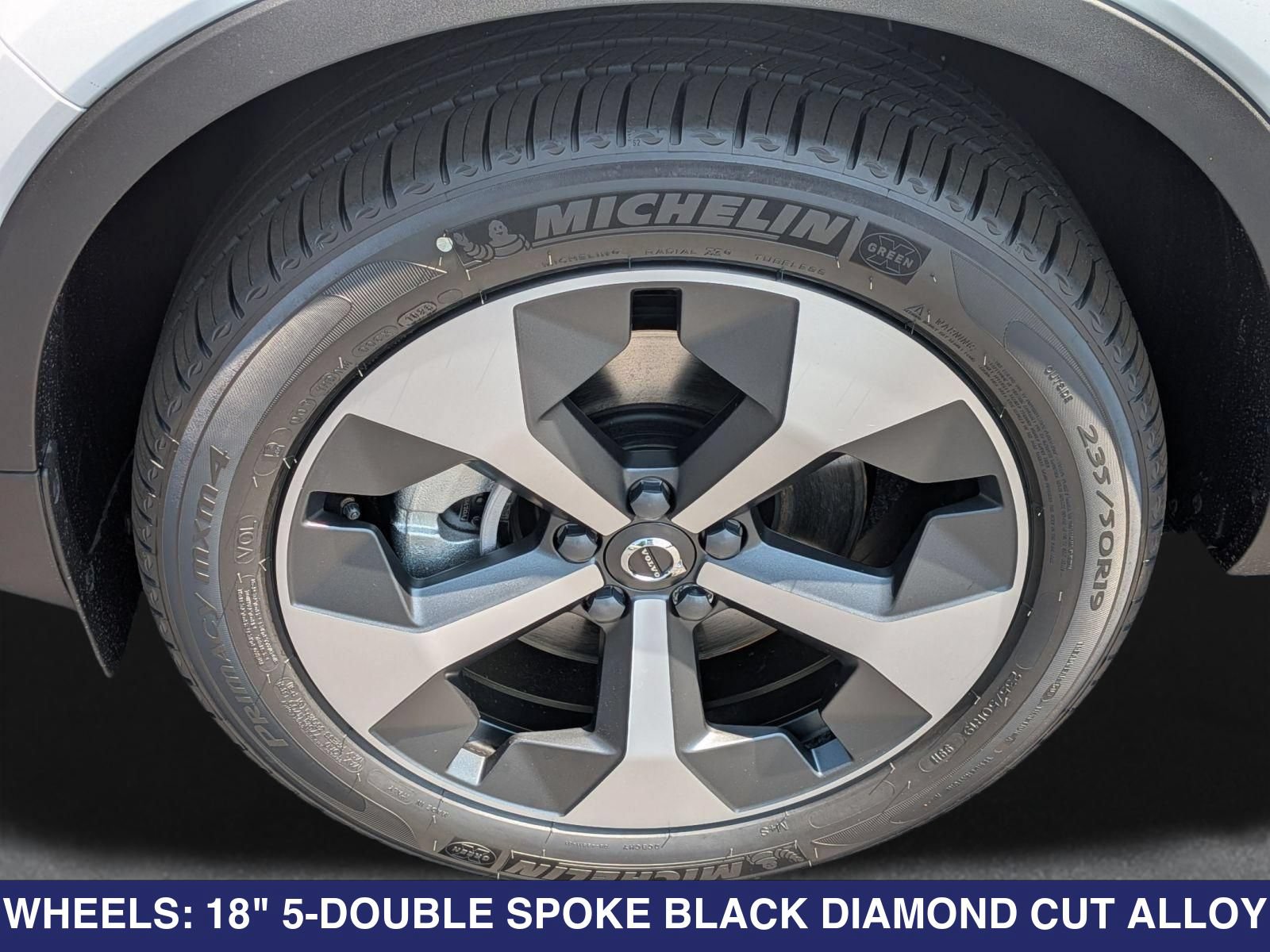 New 2026 Volvo XC40 B5 Core w/ Protection Package Premier AWD/4WD image 30
