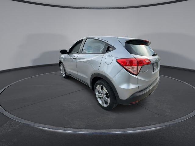 Used 2017 Honda HR-V LX image 6