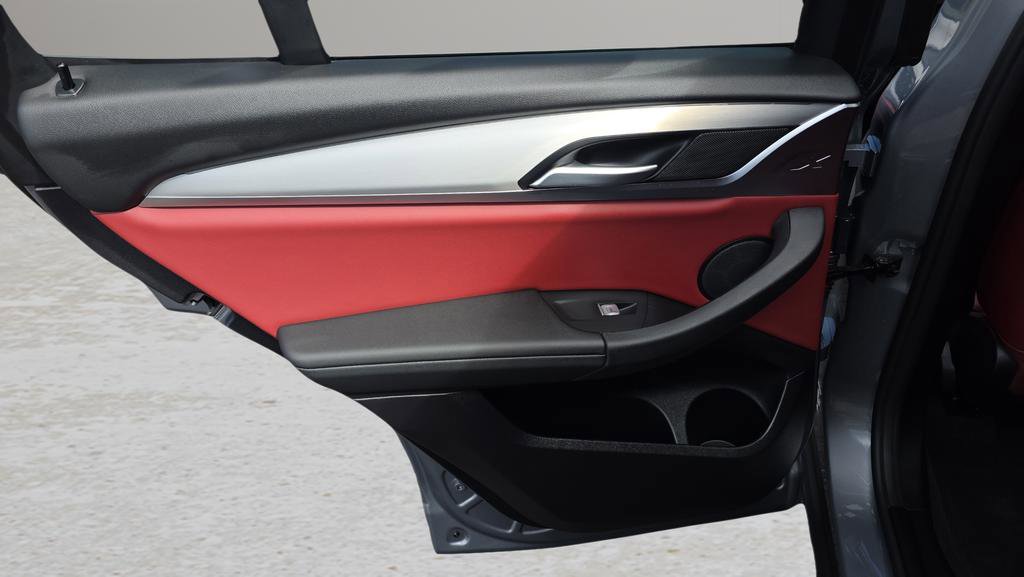 Used 2024 BMW X3 xDrive30i w/ Premium Package image 24