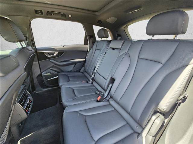 Used 2025 Audi Q7 3.0T Premium Plus w/ Premium Plus Package AWD/4WD image 13
