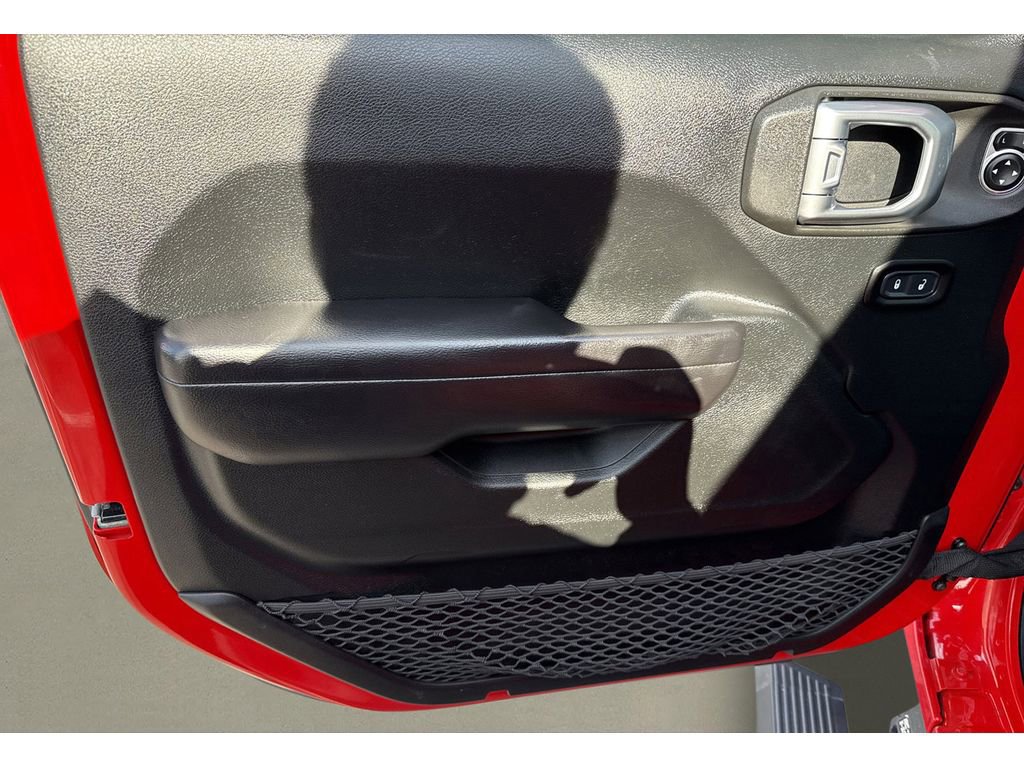 Used 2020 Jeep Gladiator Sport w/ Quick Order Package 24S image 12