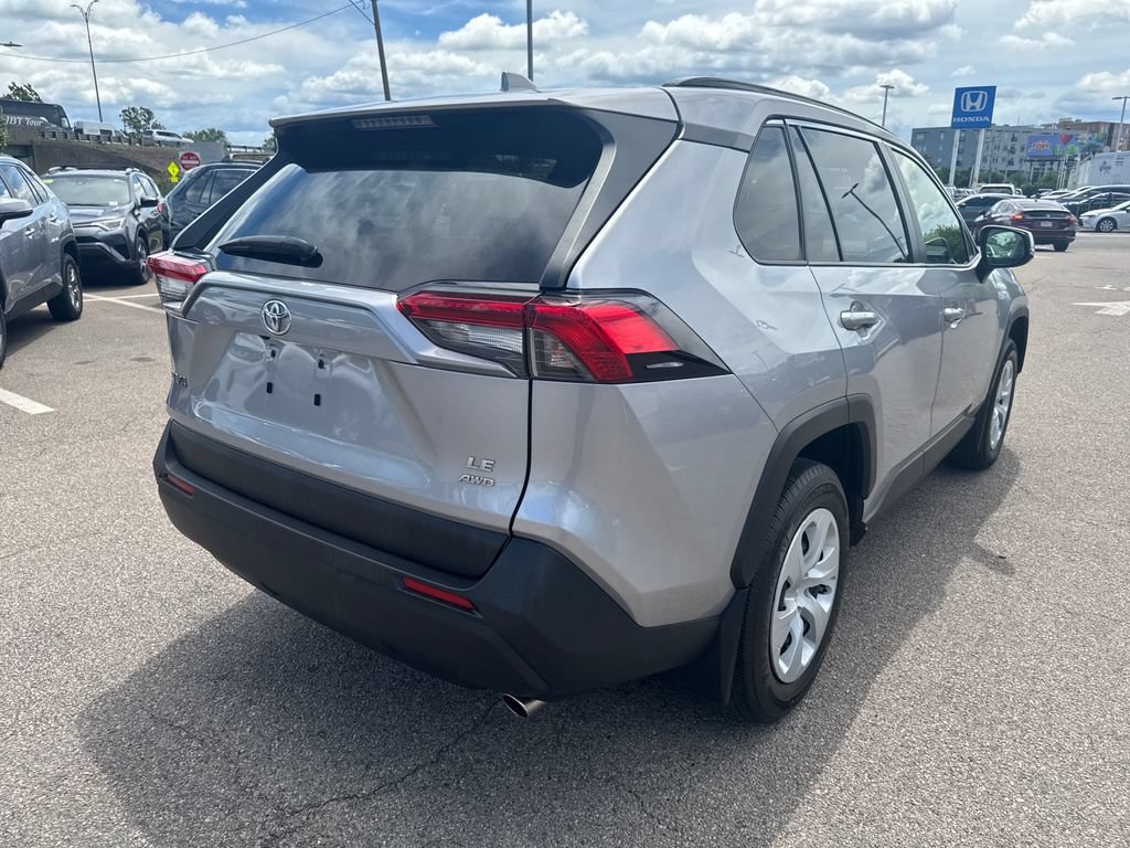 Used 2019 Toyota RAV4 LE w/ All Weather Liner Package AWD/4WD image 8