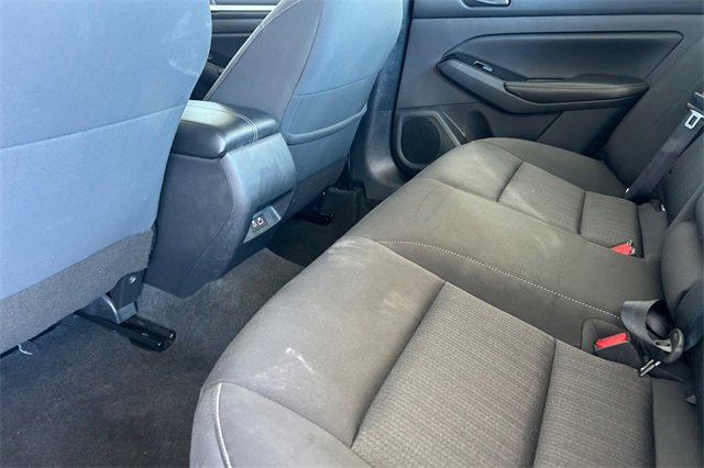 Used 2023 Nissan Altima 2.5 SV image 12