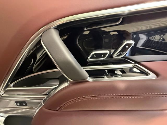 New 2025 Land Rover Range Rover SE image 35