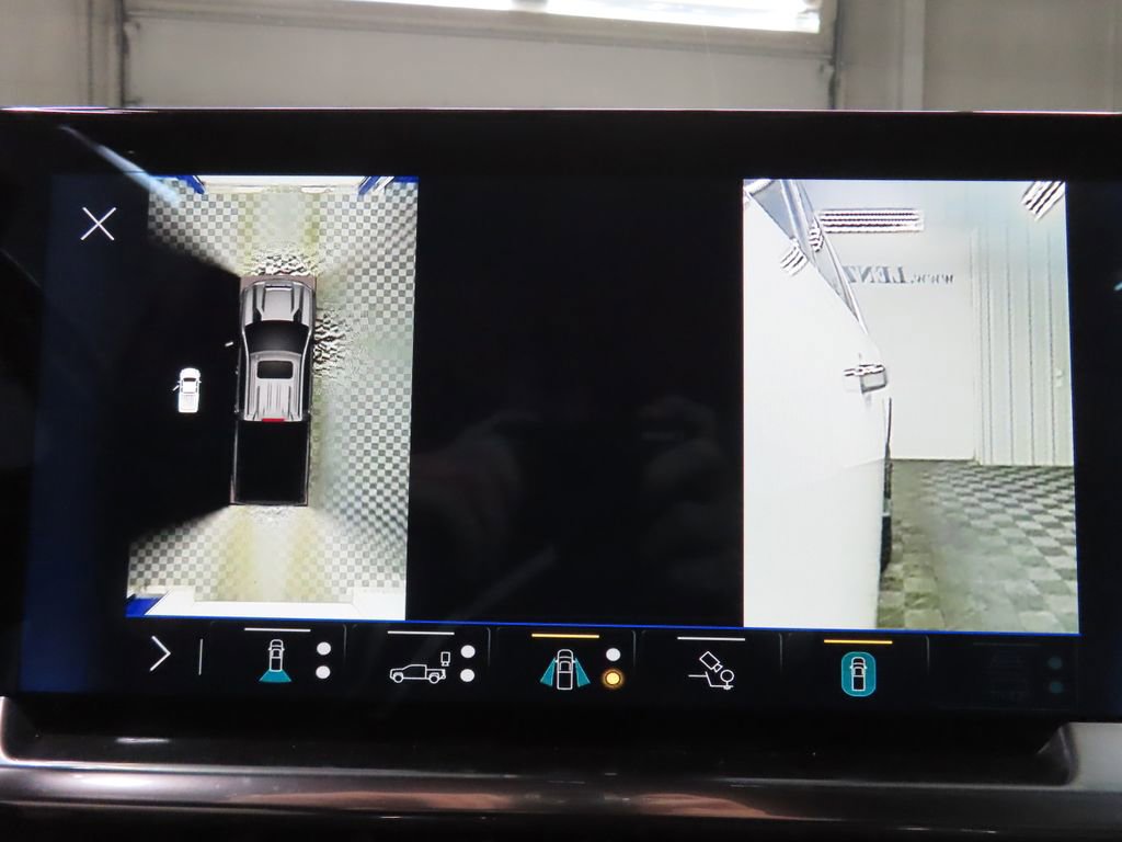 Used 2024 Chevrolet Silverado 2500 High Country w/ High Country Premium Package image 23