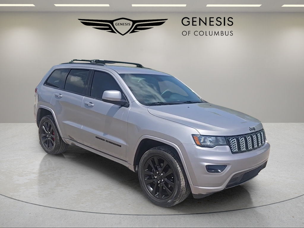 Used 2018 Jeep Grand Cherokee Altitude AWD/4WD image 7