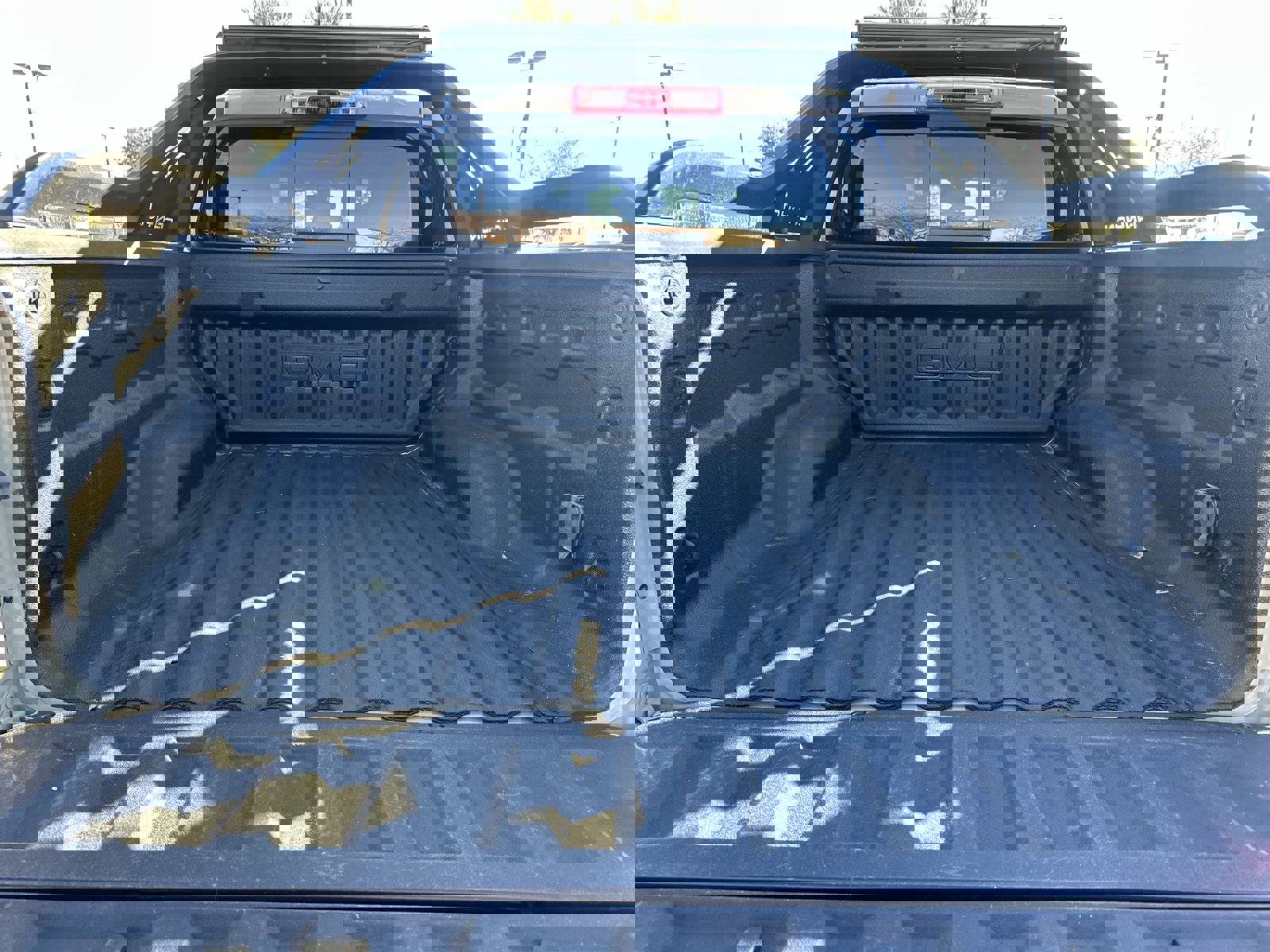 Used 2023 GMC Canyon AT4 w/ LPO, Sports Bar Package image 32