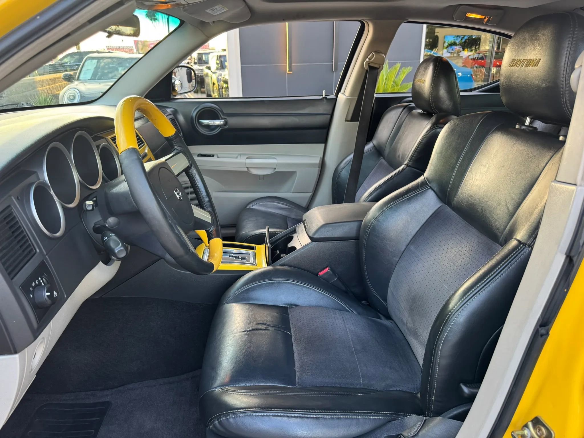 Used 2006 Dodge Charger R/T RWD image 11