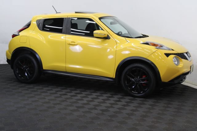 Used 2016 Nissan Juke SV w/ Cold Weather Package FWD image 3