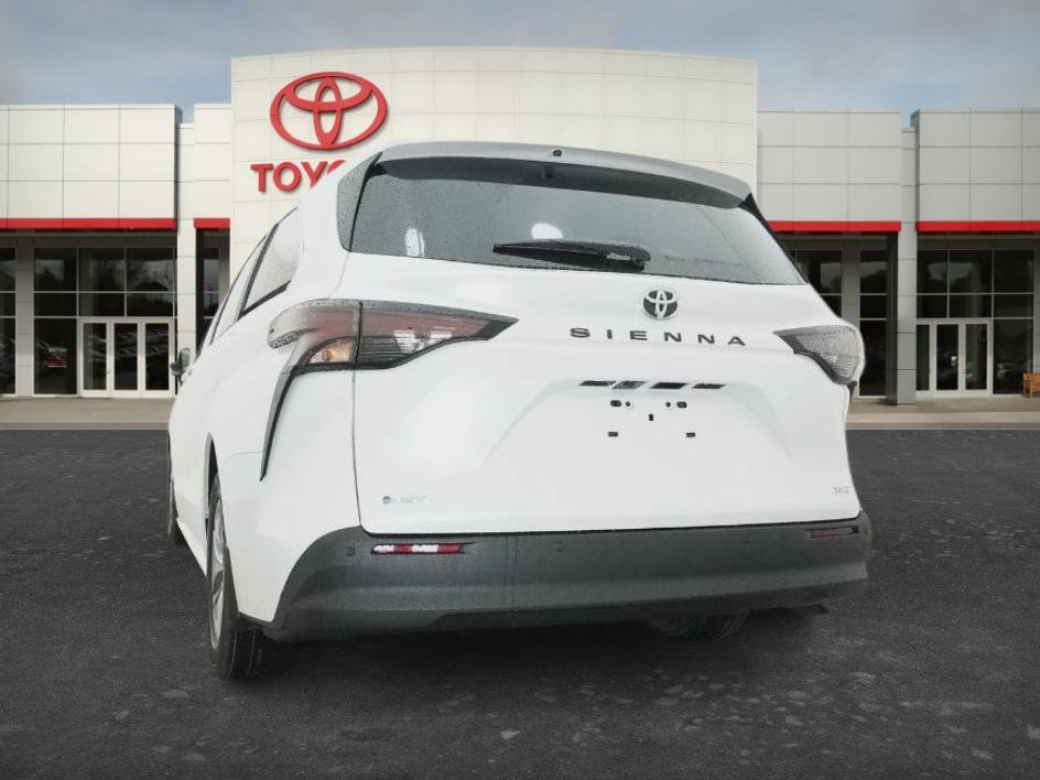 New 2026 Toyota Sienna XLE FWD image 20