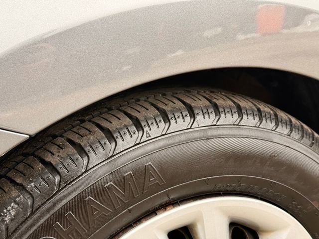 Used 2019 Hyundai Elantra SE w/ Cargo Package FWD image 11