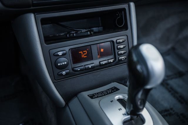 Used 2003 Porsche 911 Carrera image 20