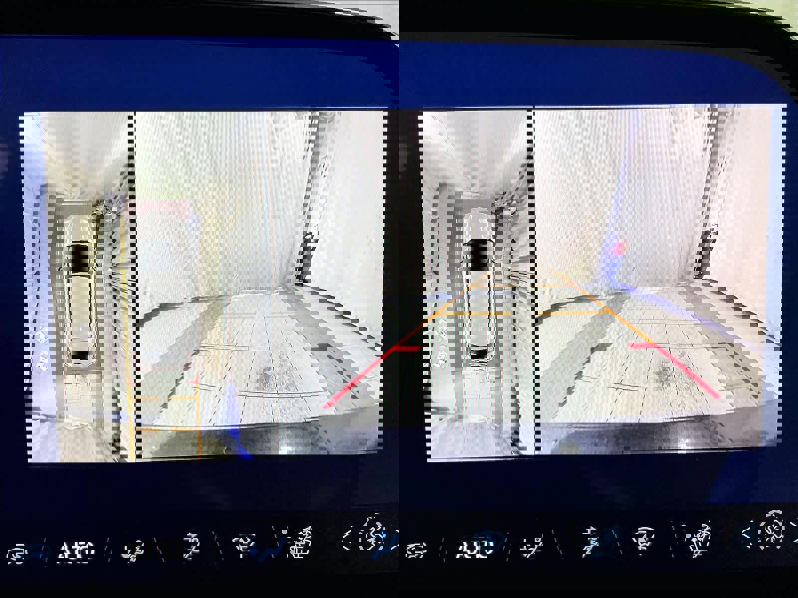 Used 2025 Chevrolet Equinox EV LT image 20