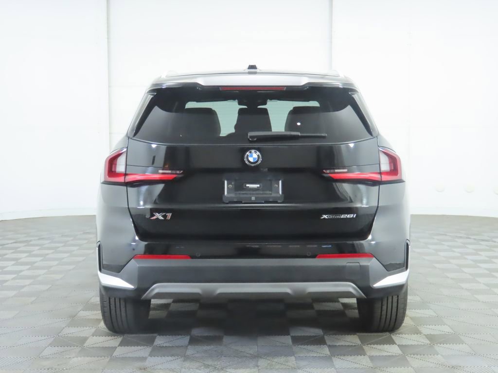 Used 2023 BMW X1 xDrive28i image 6