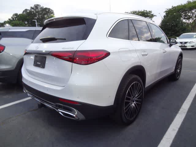 Used 2024 Mercedes-Benz GLC 300 4MATIC image 4
