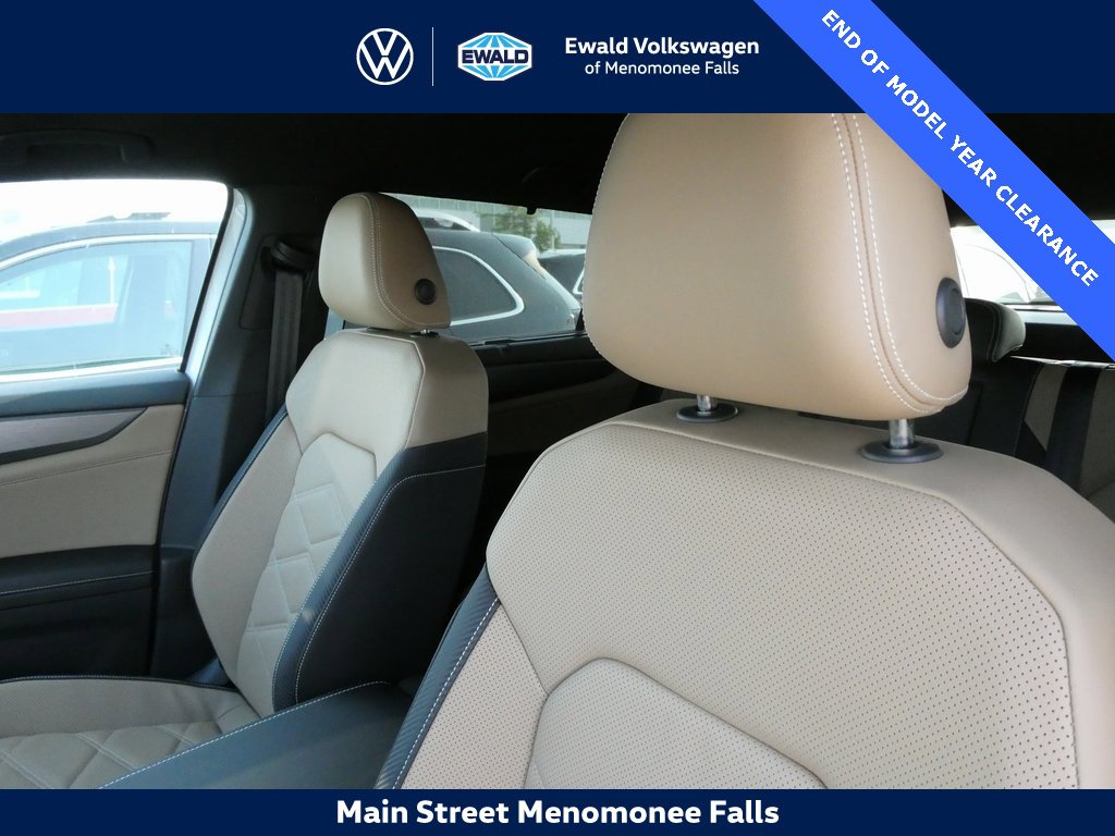 New 2025 Volkswagen Atlas Cross Sport SE image 31