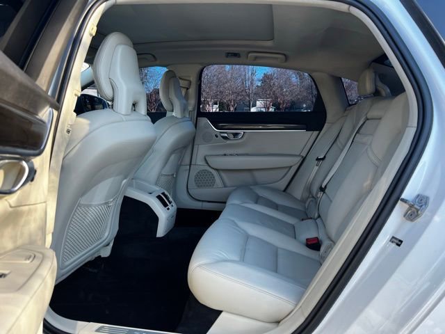 Used 2018 Volvo S90 T5 Momentum w/ Protection Package AWD/4WD image 17