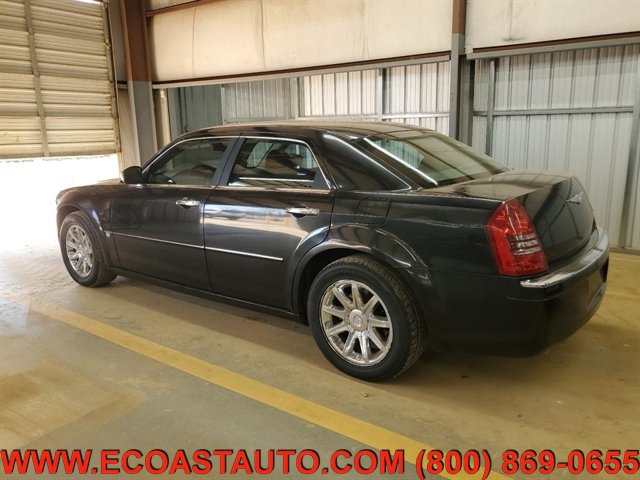 Used 2005 Chrysler 300 C image 4