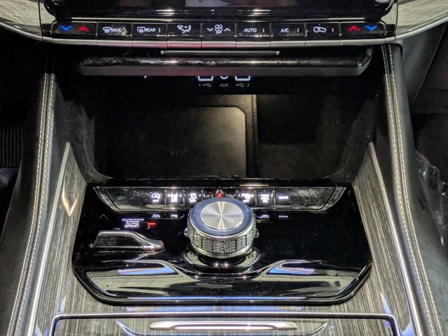 Used 2022 Jeep Wagoneer Series II AWD/4WD image 20