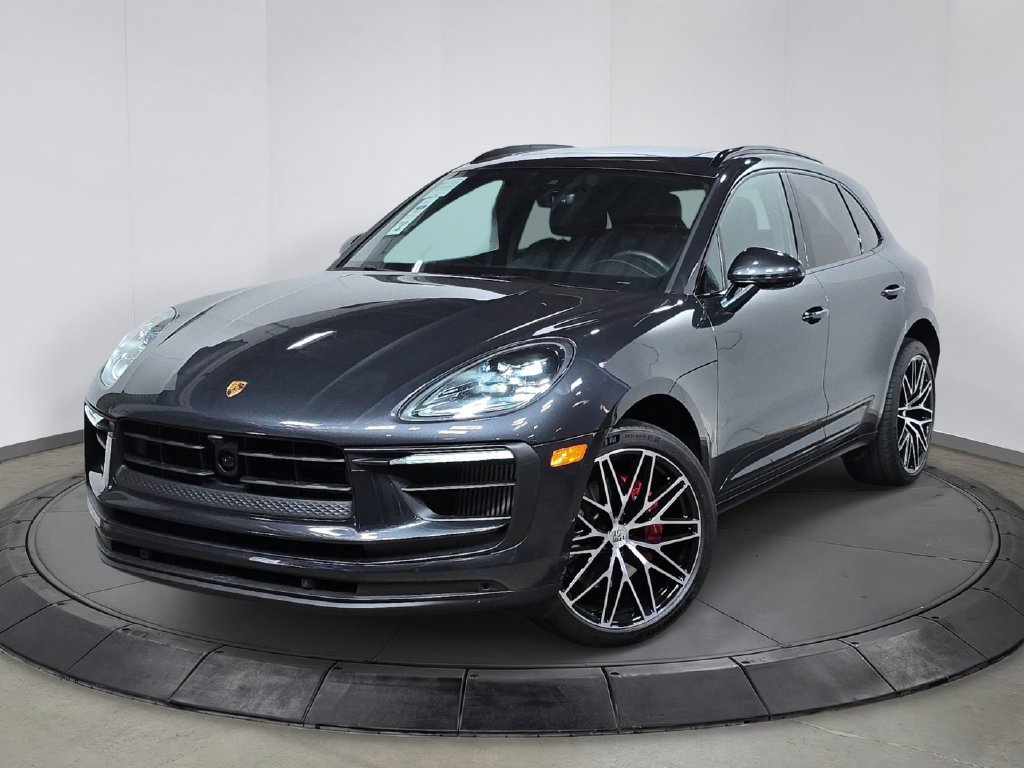 Certified 2026 Porsche Macan S AWD/4WD image 1