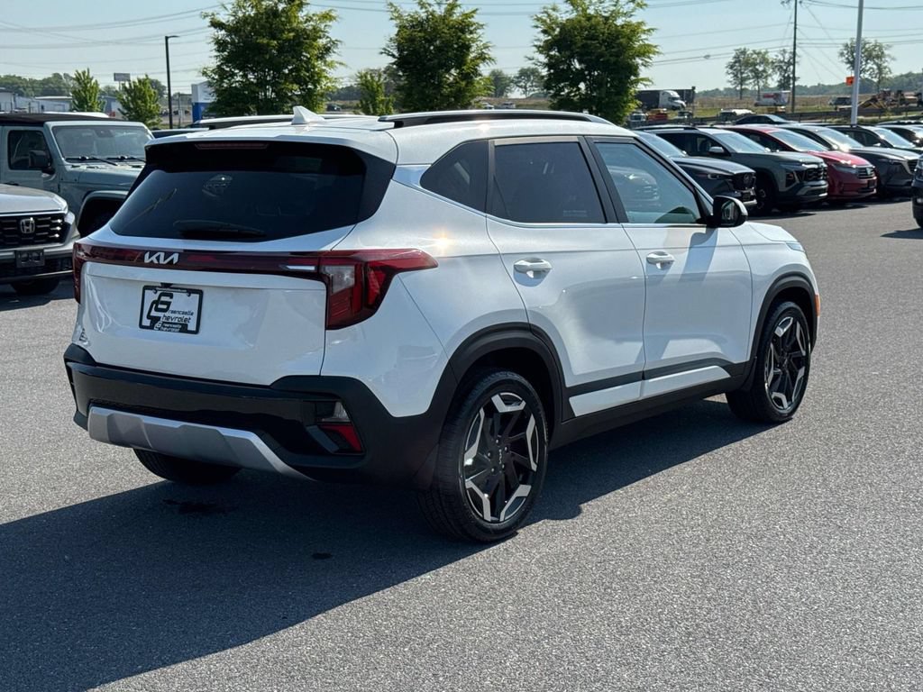Used 2024 Kia Seltos SX w/ SX Sunroof Package AWD/4WD image 26