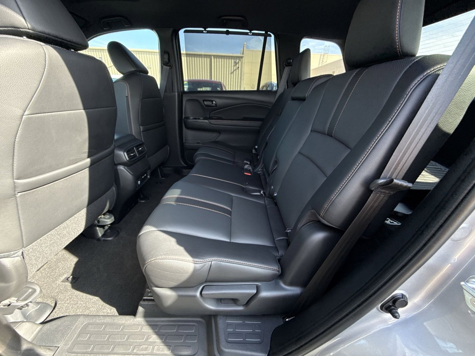 Used 2025 Honda Passport TrailSport image 25