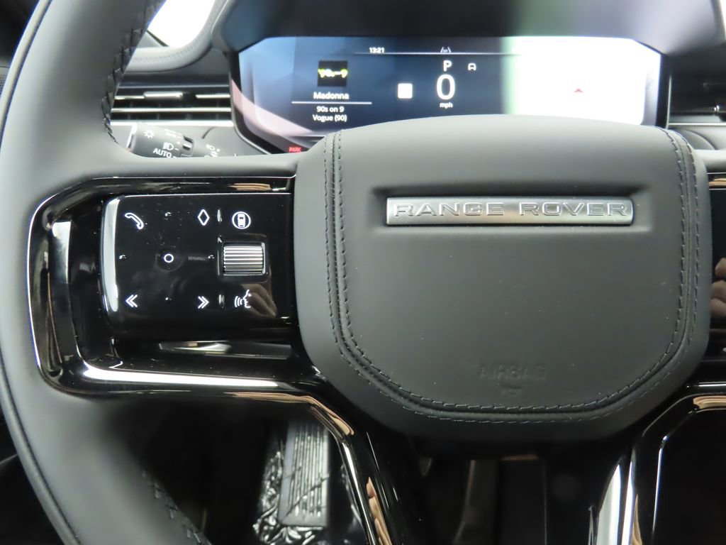 New 2025 Land Rover Range Rover Sport Dynamic SE image 12