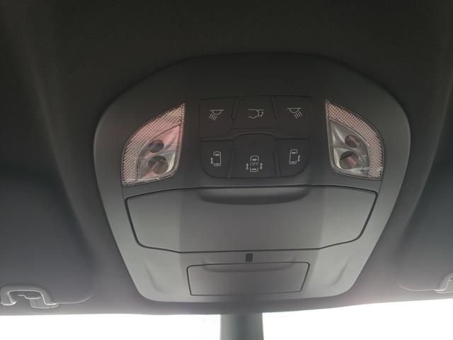 New 2027 Chrysler Pacifica Select FWD image 29