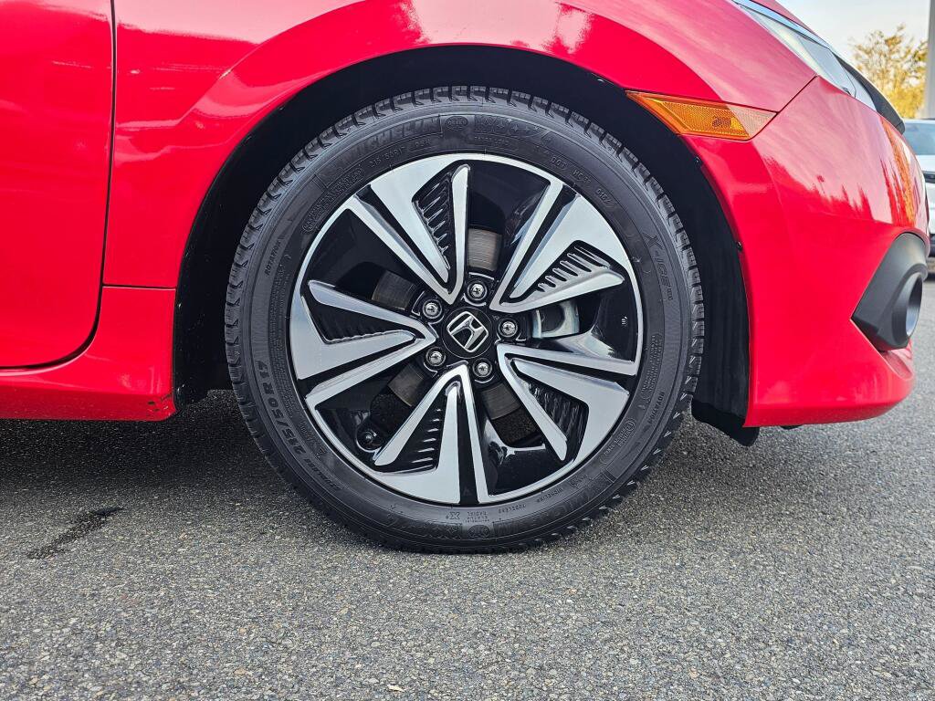 Used 2016 Honda Civic EX-T image 9