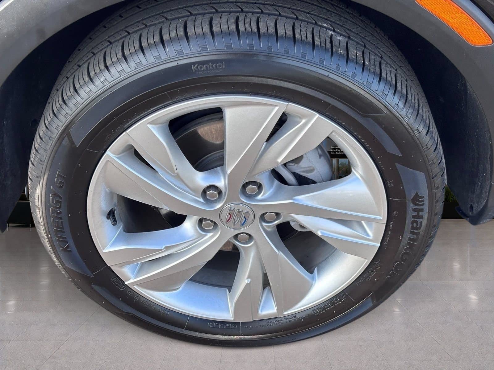 Used 2025 Buick Encore GX Preferred FWD image 11