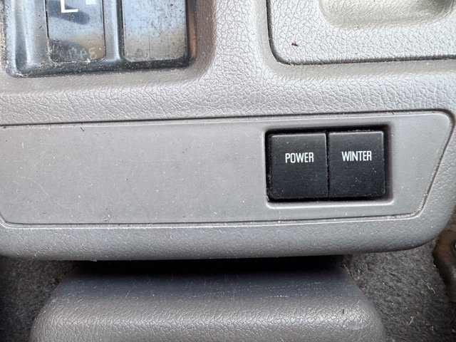 Used 1997 Isuzu Rodeo S RWD image 21