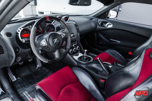 Used 2014 Nissan 370Z NISMO w/ Bose Package RWD image 3