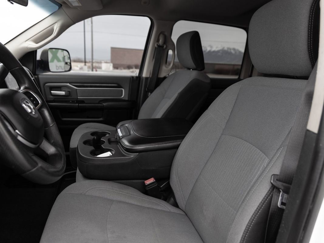 Used 2019 RAM 3500 Big Horn w/ Protection Group image 17