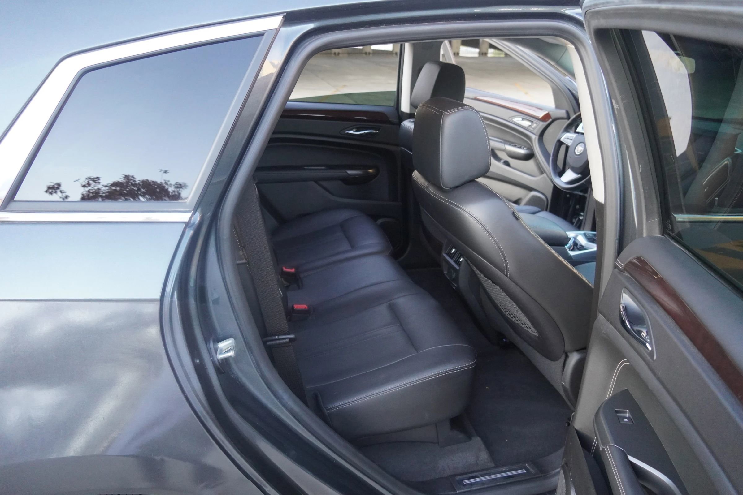 Used 2012 Cadillac SRX Luxury image 39