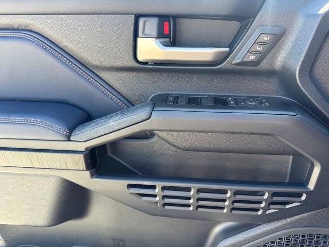 New 2026 Toyota 4Runner Platinum image 21