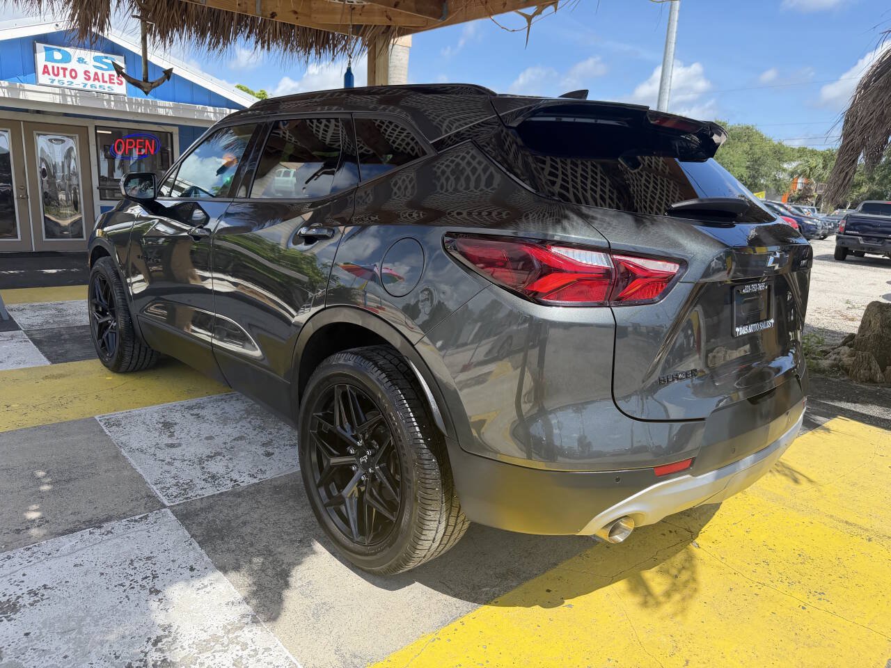 Used 2020 Chevrolet Blazer LT FWD image 8