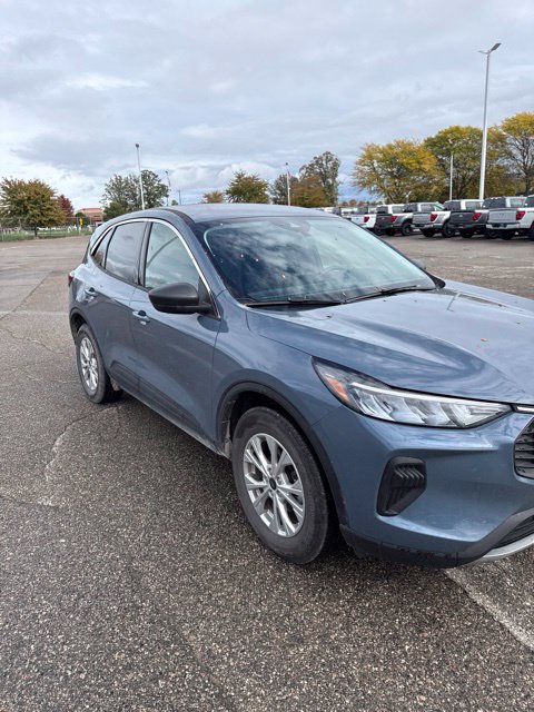 Used 2023 Ford Escape Active AWD/4WD image 9